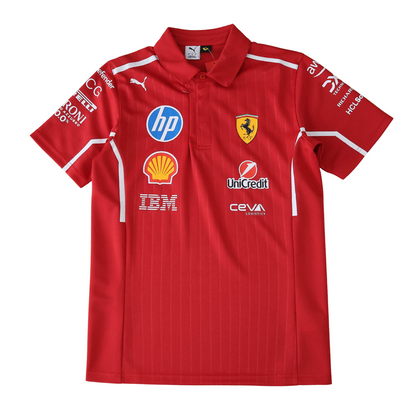 Polo del team Ferrari F1 2025